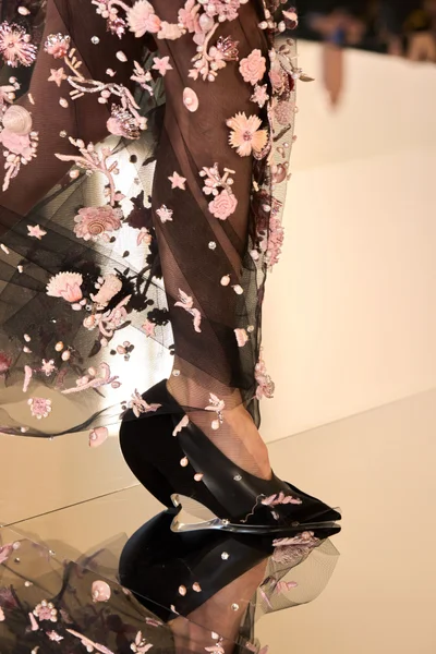 Look 64